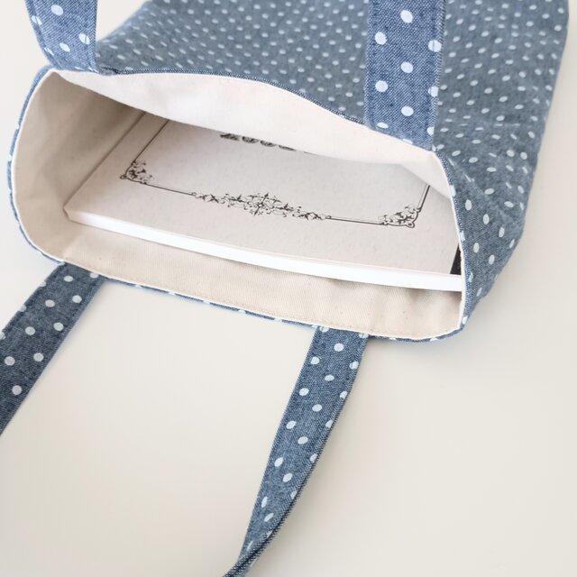 人気セール，お得】 水玉 ドット トートバッグ B5サイズ対応 日本製