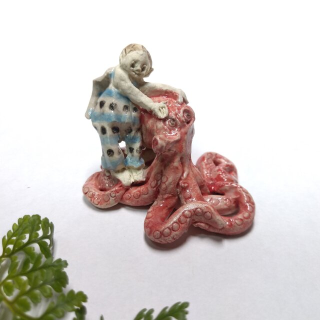 タコとちび天使  Ａ 【ちいさな世界】