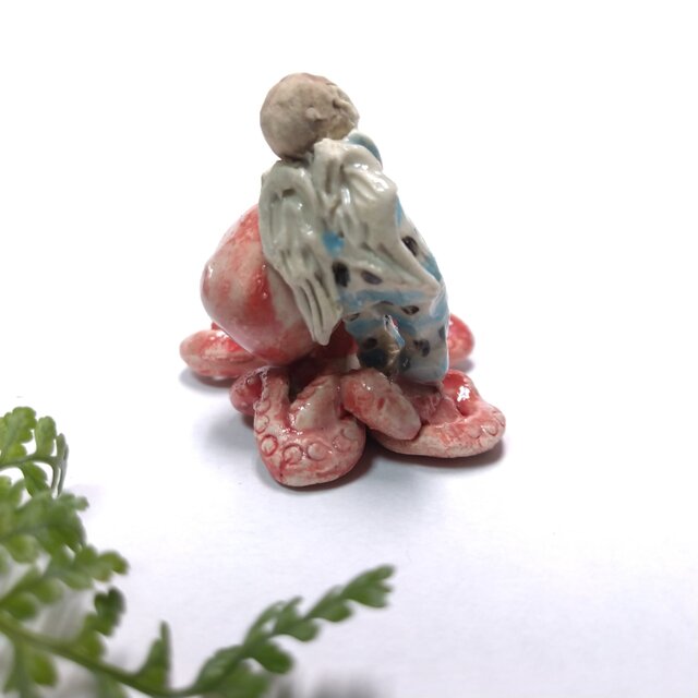 タコとちび天使 A 【ちいさな世界】 | iichi 日々の暮らしを心地よく