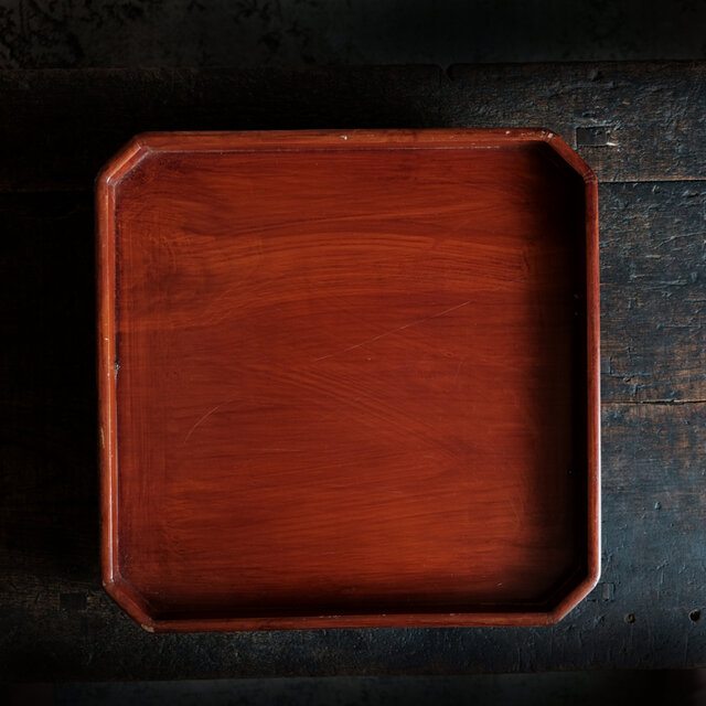 鮮やかな色合い◆木目も素敵。漆塗り日光膳　古物　古民家　骨董・antiques　明治期 i6