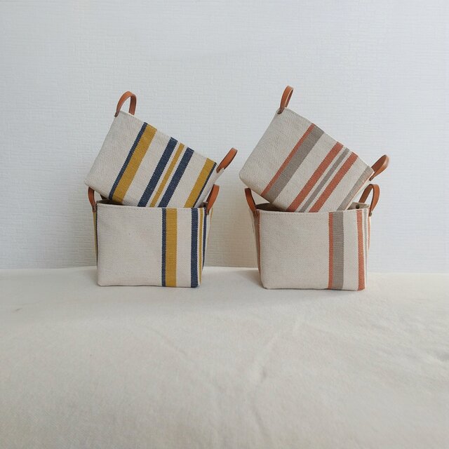 マルチストライプ柄帆布の小物入れ