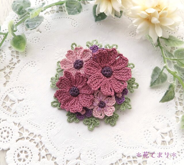 René 花モチーフ ブローチ 2個セット René 花モチーフ ブローチ 2個セット