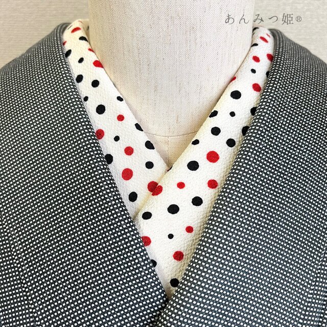 ポリエステルちりめんの半衿  赤黒ドット
