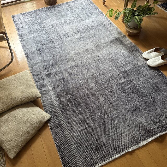 109×211 ピスタチオワンカラーラグ　オーバーダイ　トルコヴィンテージラグ 109×211 ピスタチオワンカラーラグオーバーダイトルコ