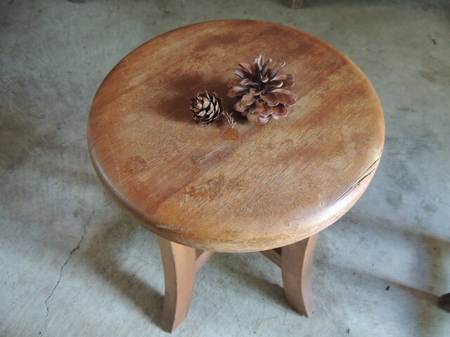 丸椅子01 | iichi 日々の暮らしを心地よくするハンドメイドや