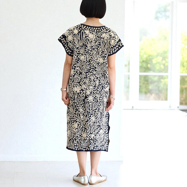 総刺し子のヘンプコットンワンピース | iichi 日々の暮らしを心地よく