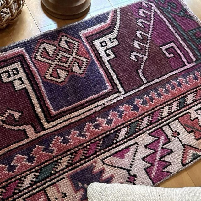 リッチwool 99×97パープル　フローラル　ラウンド　トルコヴィンテージラグ リッチwool 99×97パープル フローラル ラウンド トルコ