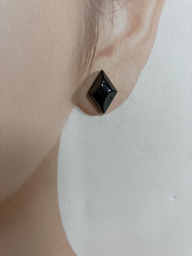 PS-14 ヘマタイトピアス　アウトレット