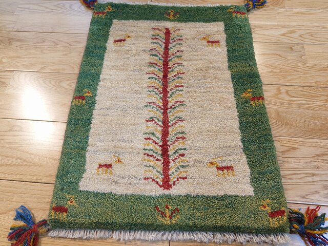 ペルシャ　ギャッベ ミニマット 39×44.5 アイボリー　ザクロの木 ペルシャ ギャッベ ミニマット 39×44.5 アイボリー ザクロの木