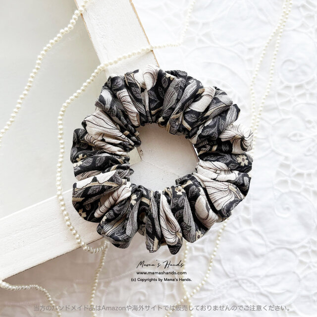 ⭐️2点売れました⭐️《 大人の ウィリアムモリス 》ピンパーネル 黒 ブラック グレー 花柄 細め 小 シュシュ ヘアゴム
