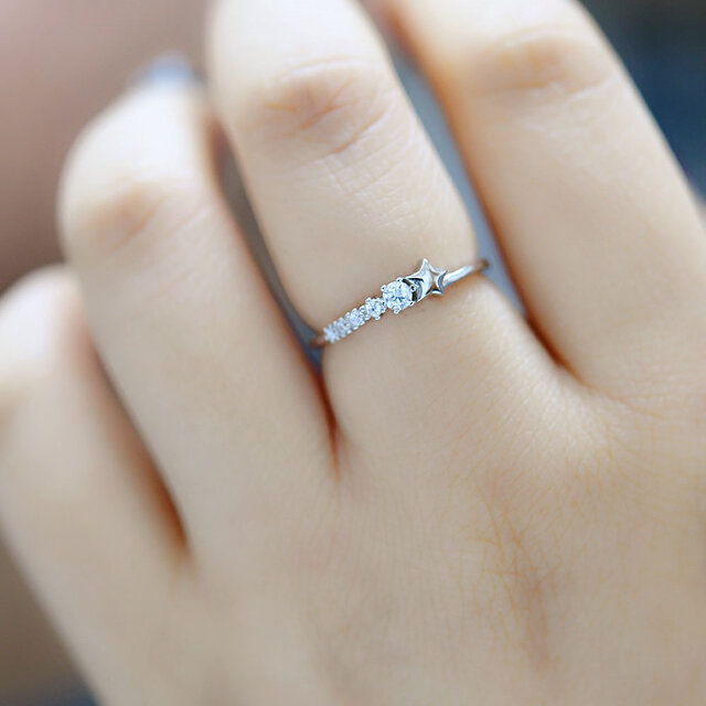 流れ星のシルバーリング ピンキーリング 指輪 重ね付けにも～　1本　2カラー