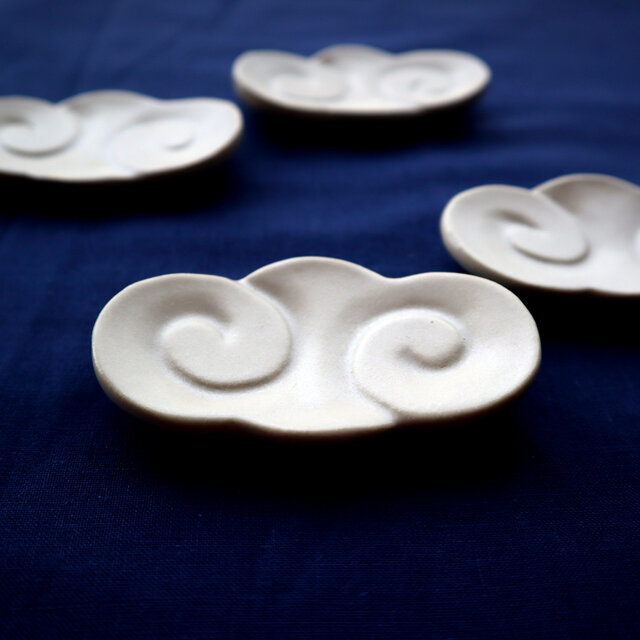 雲のカトラリーレスト | iichi 日々の暮らしを心地よくする