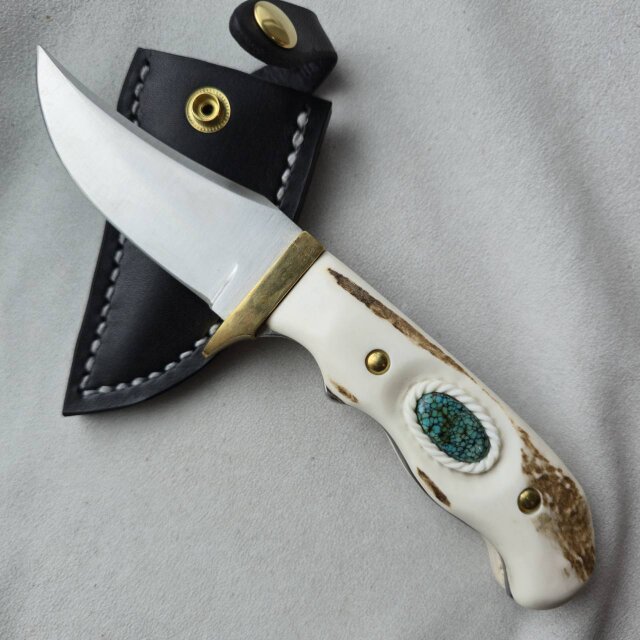 鹿の角 チベタンターコイズのフルタングナイフ