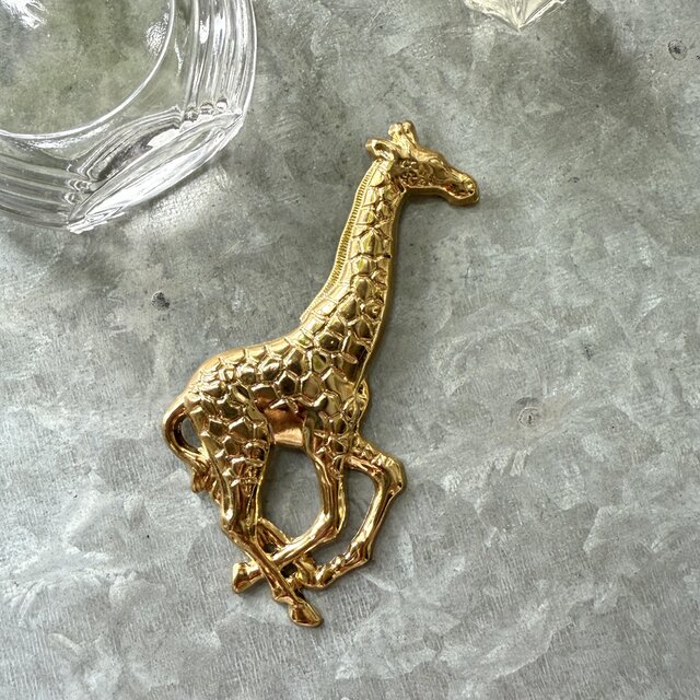 SC140-ヴィンテージブローチ U.S.A. 1970〜80s Gold Tone
