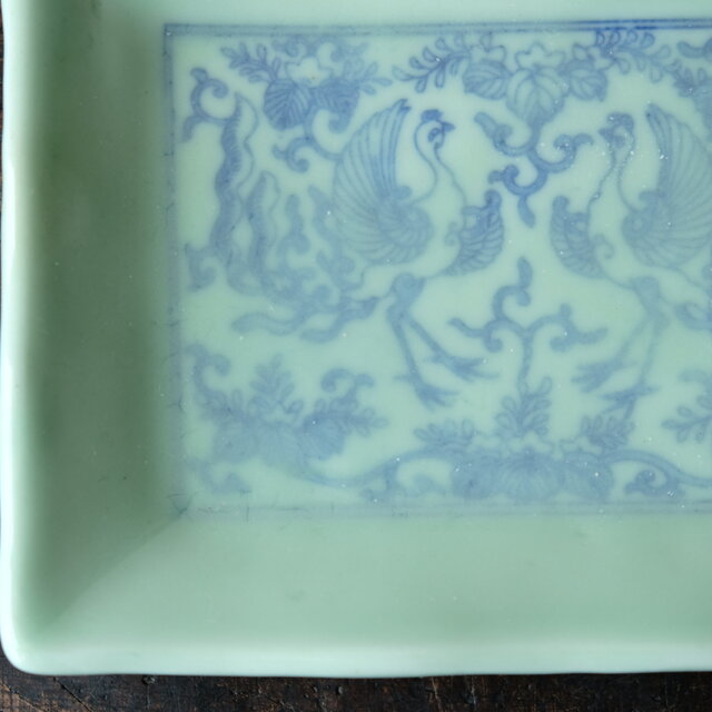 値下げしました。青磁皿 サマー特価￥2200→￥1100】青磁で素敵◇向かい合う鳳凰 瀬戸焼