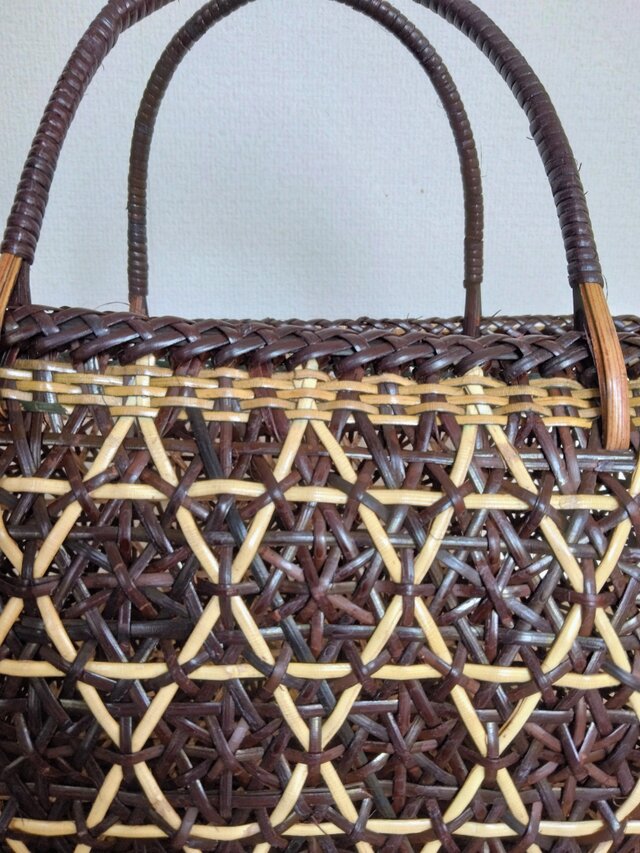 皮籐のバック　79 皮籐のバック 79 | iichi 日々の暮らしを心地よくする