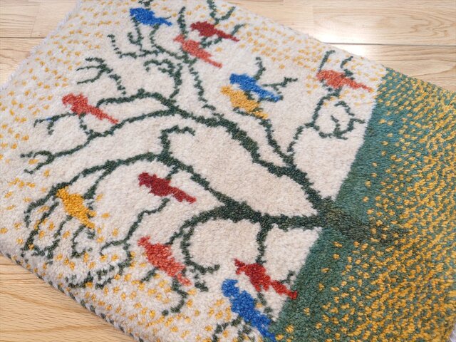 【クリスマス】ペルシャ　ギャッベ ミニマット 41×38.5 緑　犬　鳥 クリスマス】ペルシャ ギャッベ ミニマット 41×38.5 緑 犬 鳥