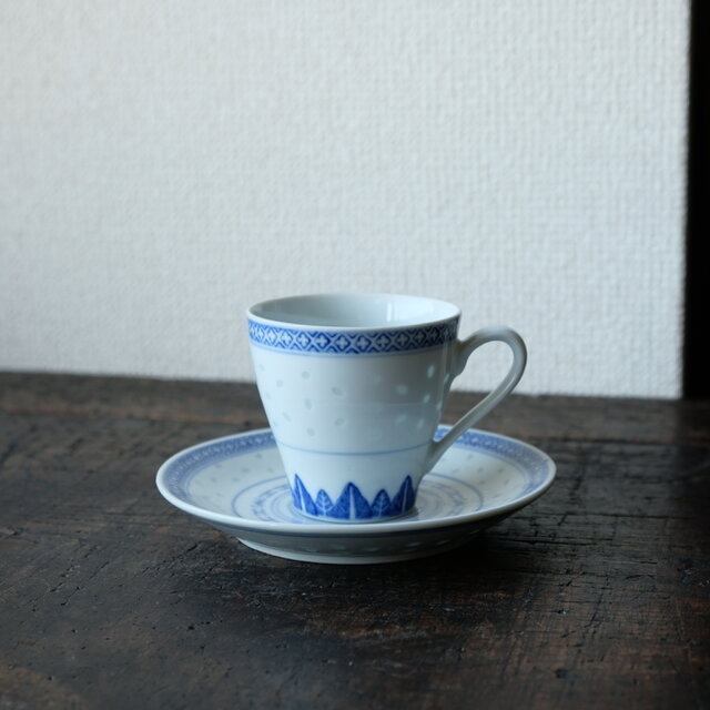 【サマー特価¥1500→¥1000】美しいフォルム◆中国景徳鎮　蛍焼　デミタスカップ＆ソーサー　茶器　シノワズリ　チャイナレトロ