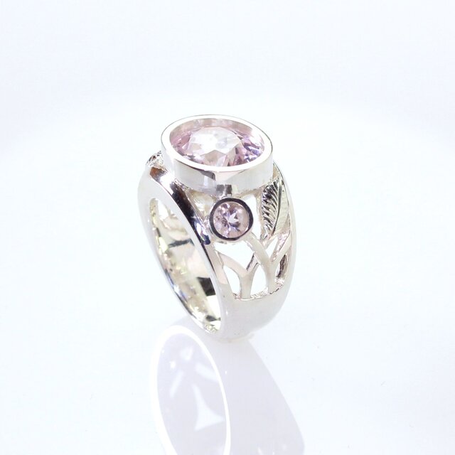 Sv925 クンツァイト＆モルガナイトリング 6.15ct・0.24ct | iichi 日々