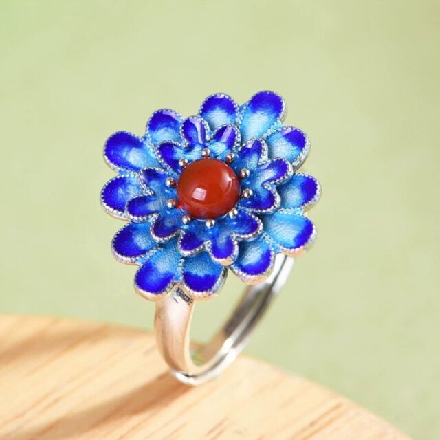 ガーベラのリング - 七宝焼きを施し、より華やかに　R431