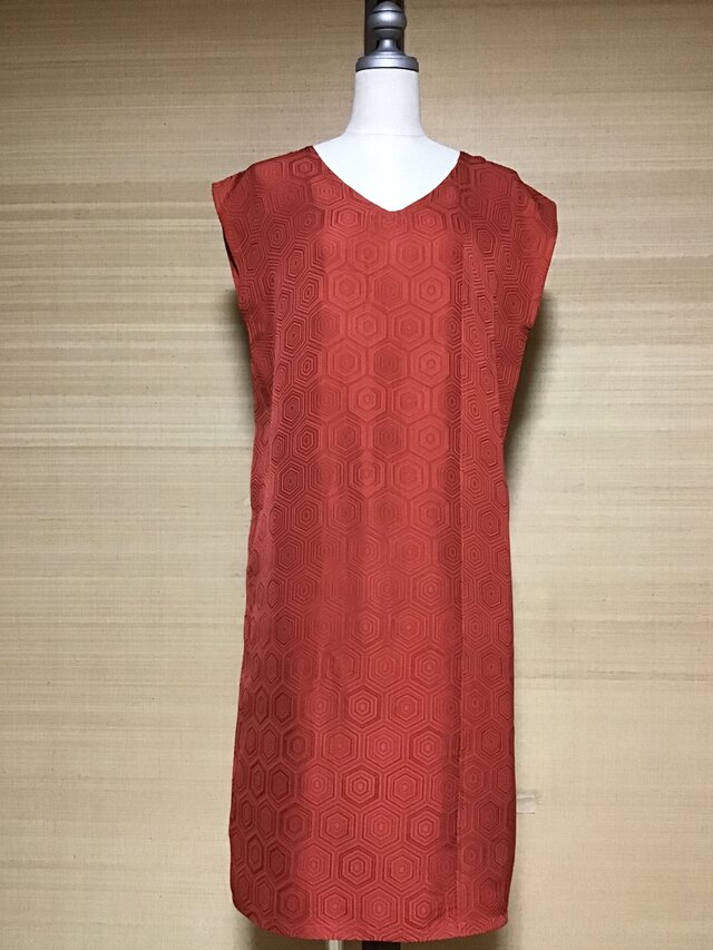 正絹柿色亀甲柄(幾何学模様)のワンピース