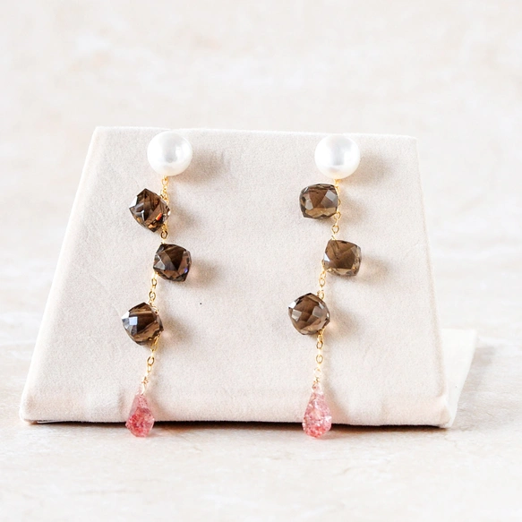 スモーキークォーツ ×× ボタン淡水パールスタッドピアス 2WAYピアス　14kgf