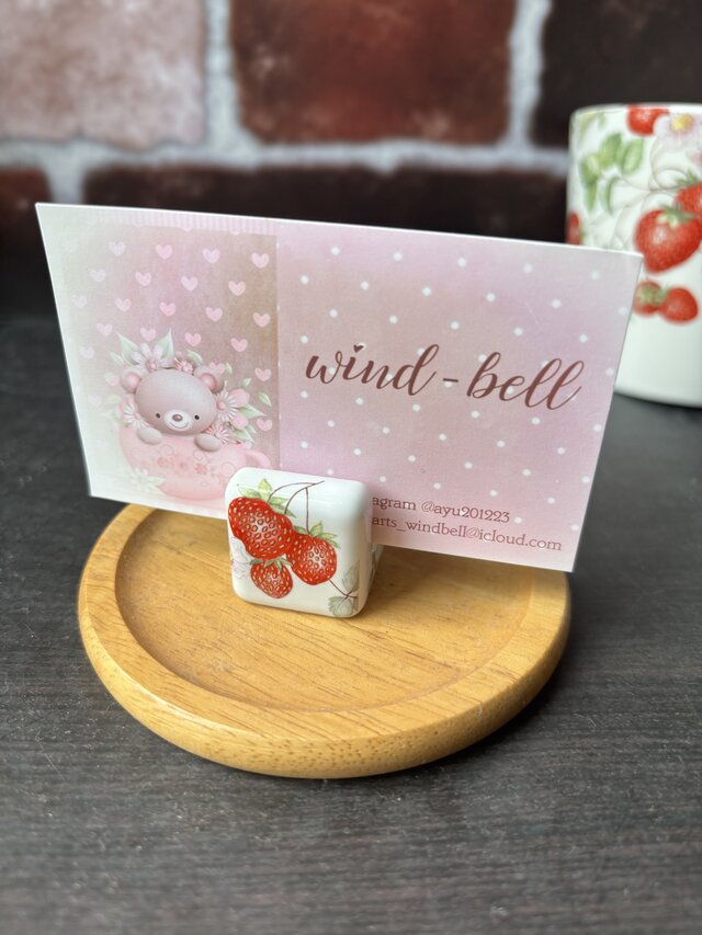 いちご　カードandペン立て