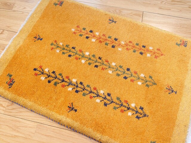 ペルシャ ギャッベ 玄関マット ラグ 88x60cm 黄金色 黄色 花 ヤギ 生命