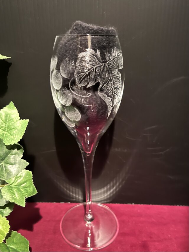 葡萄のグラス〜手彫りガラス〜 | iichi 日々の暮らしを心地よくする