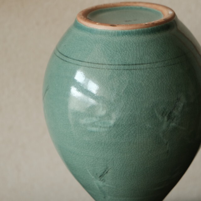 青磁で素敵◇飛ぶ鶴。韓国産 青磁花瓶 高麗青磁 花器 コリアン