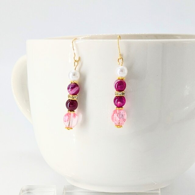 ピンクアイアゲートとビーズのピアスイヤリング2248