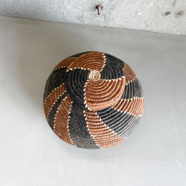 ズールーバスケット Traditional Zulu Basket | iichi 日々の暮らしを