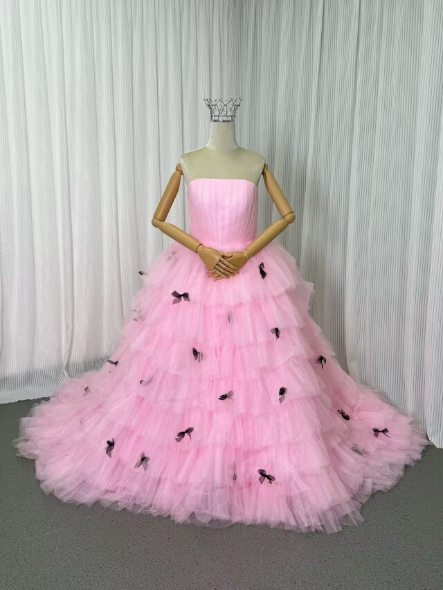 カラードレス チェリーピンク ベアトップ もこもこドレス リボン 花嫁 可愛い
