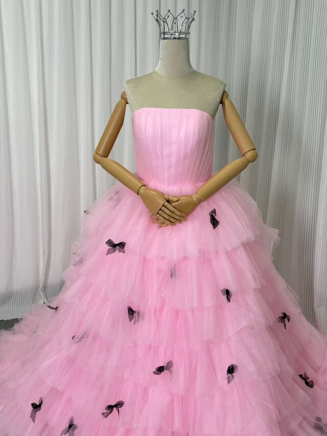 カラードレス チェリーピンク ベアトップ もこもこドレス リボン 花嫁