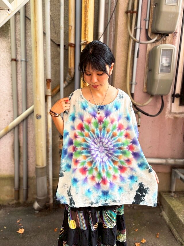 タイダイ 新型ブラウス 幻想的な曼荼羅模様 ブラック×パープル×ブルームラ染め Hippies Dye最新作 HD24-70