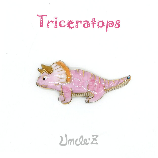 恐竜[トリケラトプスA]の七宝焼ピンブローチ（ピンバッジ）【受注制作】