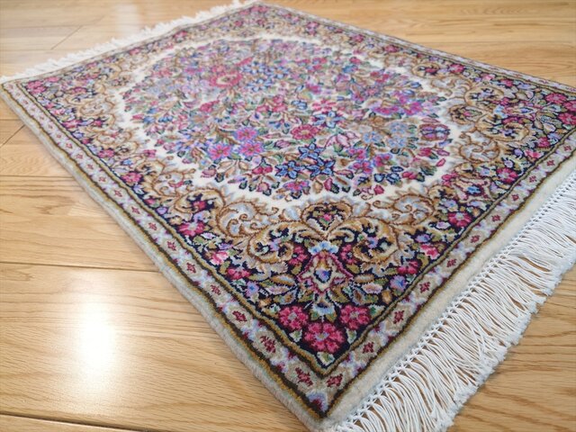 ペルシャ絨毯ケルマン産 フラワー 花柄 玄関マット小 75（83フサ込