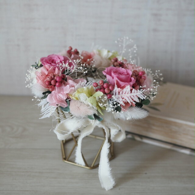 ローズピンクのアイアンアレンジメント