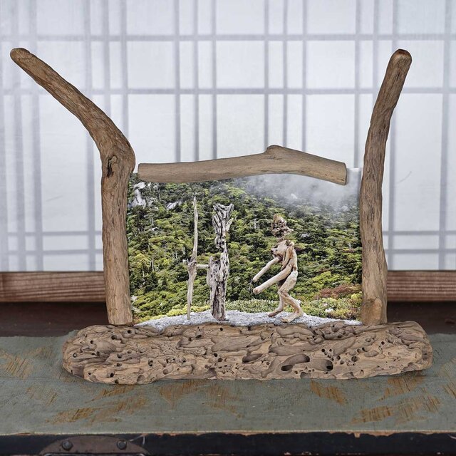 流木フォトスタンド　写真額　写真立て　木の額　　流木アート　木のインテリア　ナチュラルアート　１００