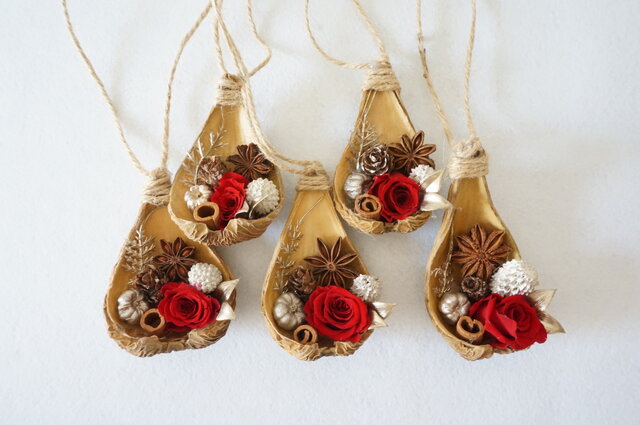 ☆Maa♡ページ☆2個入り♪中リース・壁飾り小 ☆Maa♡ページ☆2個入り♪中リース・壁飾り小 クリスマスリース