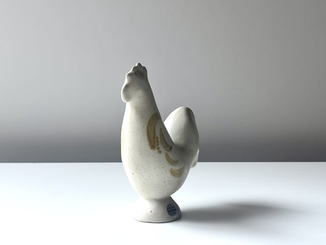   陶器　置物　ニワトリ①　美品 SAVIKKA】フィンランドで出会った陶器のニワトリ（雄鶏） | iichi 日々