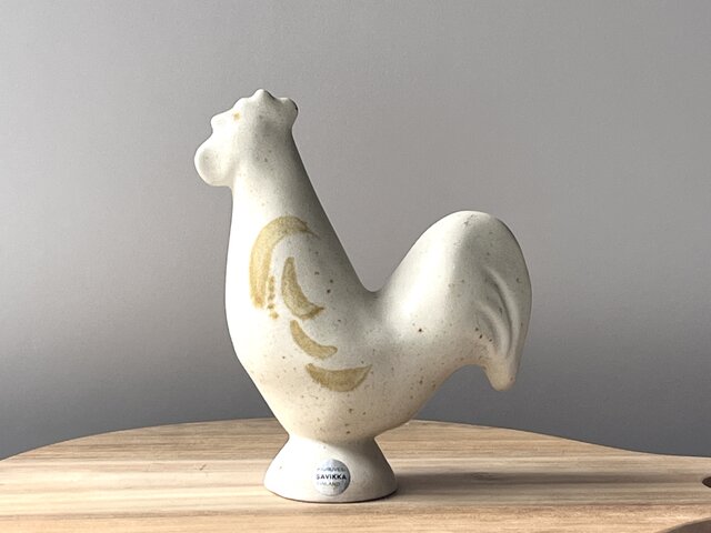 SAVIKKA】フィンランドで出会った陶器のニワトリ（雄鶏） | iichi 日々