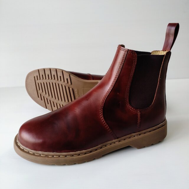 本革サイドゴアブーツ ワインレッド サイズ無料調整 | iichi 日々の