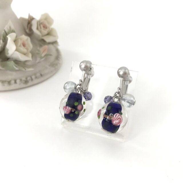 とんぼ玉 の シャボン玉 イヤリング　ネイビー ブルー 紺 クリア 透明感 しゃぼん玉