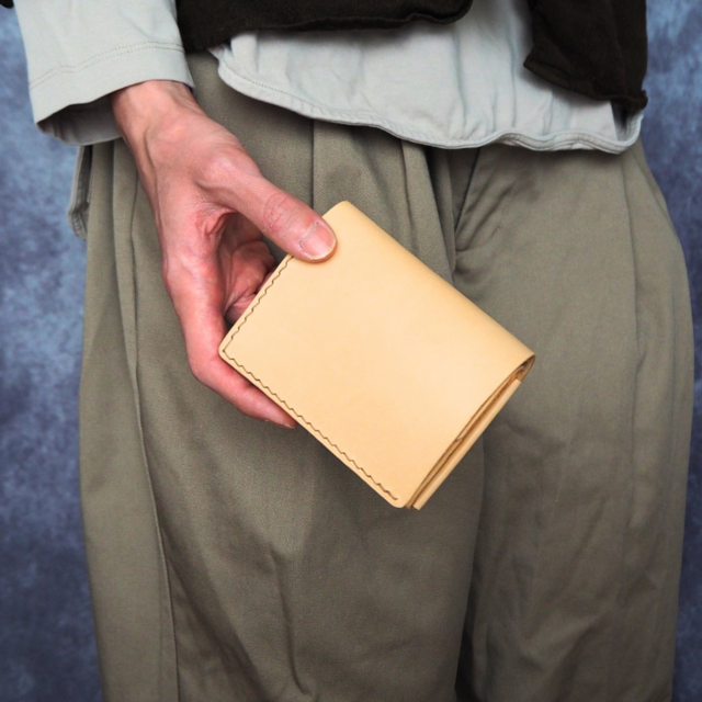 二つ折り財布 -練-