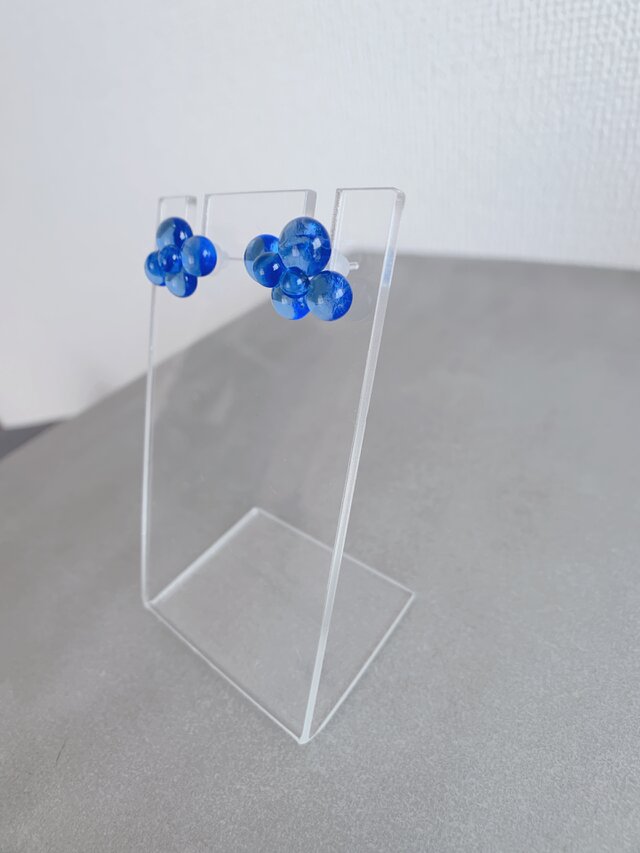 粒々ガラスピアス