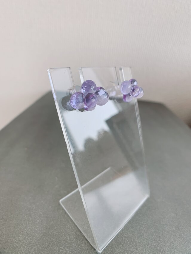 粒々ガラスピアス