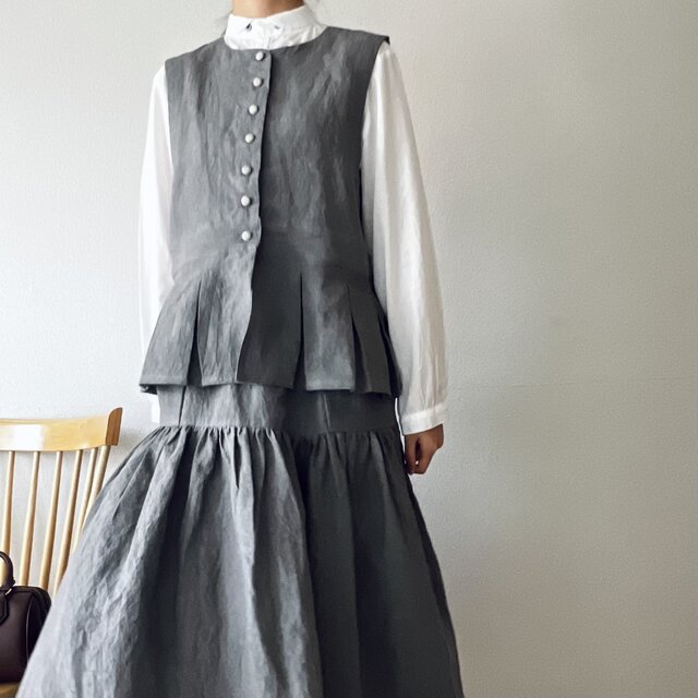 リネンの前ボタンベスト(ダークグレー)(色選択)