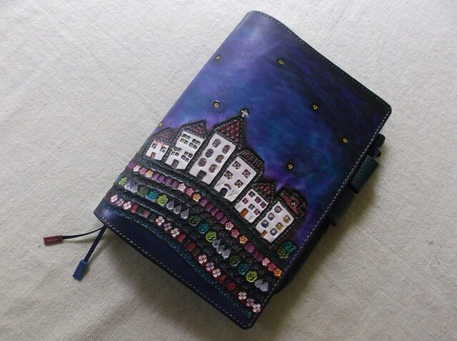 ほぼ日手帳仕様のB6サイズレザー手帳カバー　刻印＆拭き染め ほぼ日手帳仕様 B6サイズレザー手帳カバー 刻印＆拭き染め | iichi