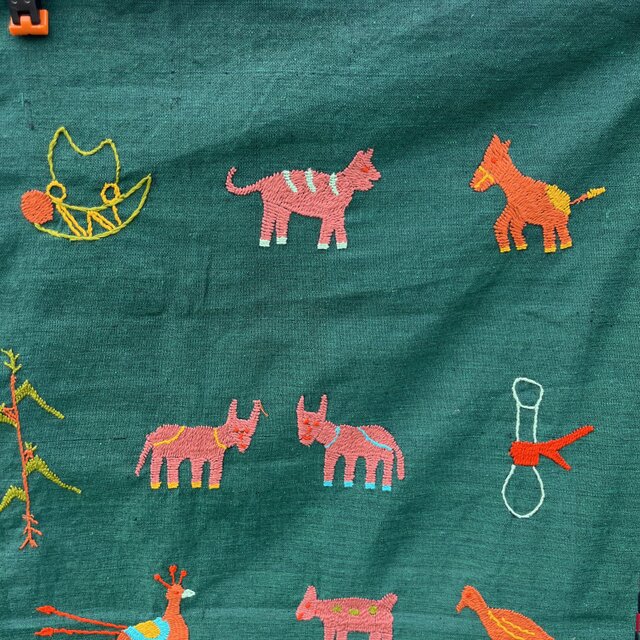 ミャンマー・チン族手刺繍布【グリーン】Lot.2 | iichi 日々の暮らしを